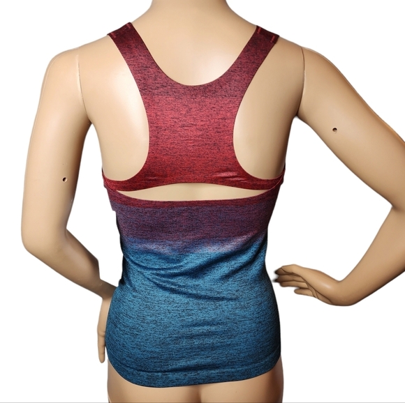 NWT Athleta Relay Tank Top Shirt Gradient Ombre Multi Red Blue Size XS - Picture 9 of 16